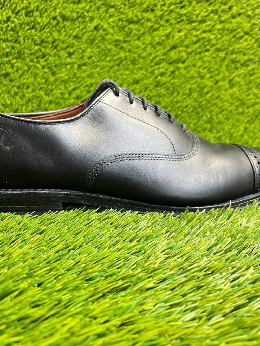 Allen Edmonds Fifth Avenue Mens Size 10.5 Black Classic Cap Toe Oxford Shoes